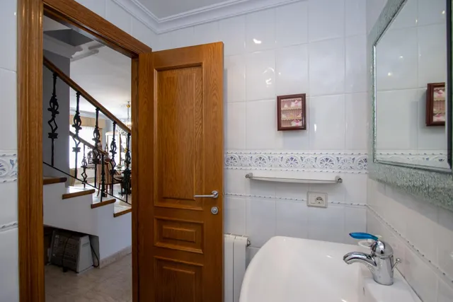 MONCOFAR (CASTELLÓN). CASA SINGULAR DE 2 PLANTAS JUNTO A LA IGLESIA. — 21