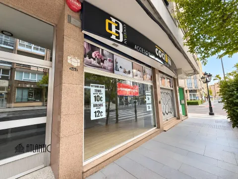 Local comercial 185m² en alquiler - Travesia de Vigo