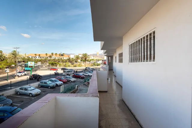 Atractivo apartamento en una ubicación céntrica de Playa del Inglés – con vistas a la piscina — 6