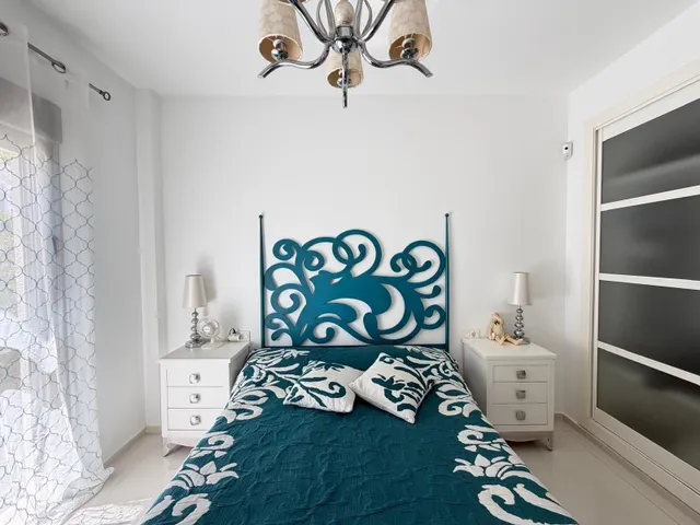 Villa 4 habitaciones 129m² en venta - Doña Pepa — 50