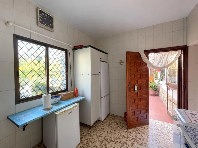 Chalet 4 habitaciones 160m² en venta - AVD. DE EUROPA — 22