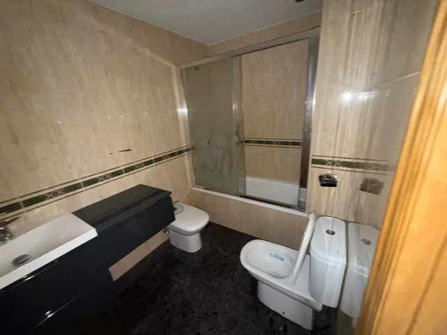 ESTUPENDO PISO EN ZONA ALTA DE PONFERRADA — 21