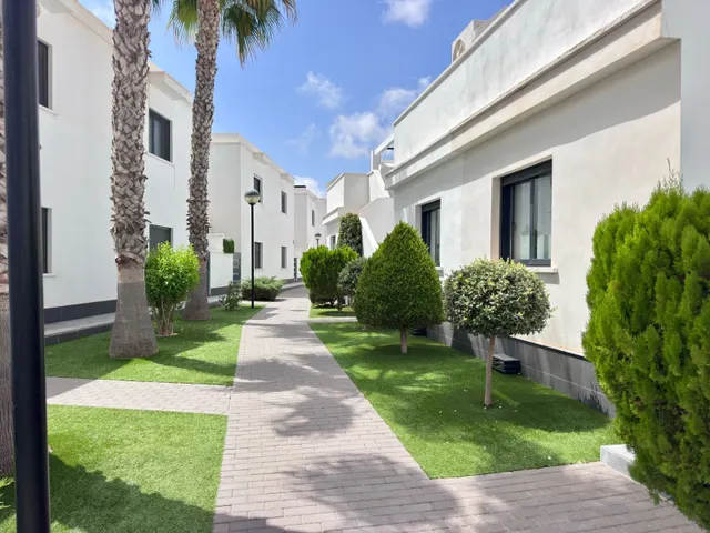 Casa 3 habitaciones 123m² en venta - Lomas de Cabo Roig — 42