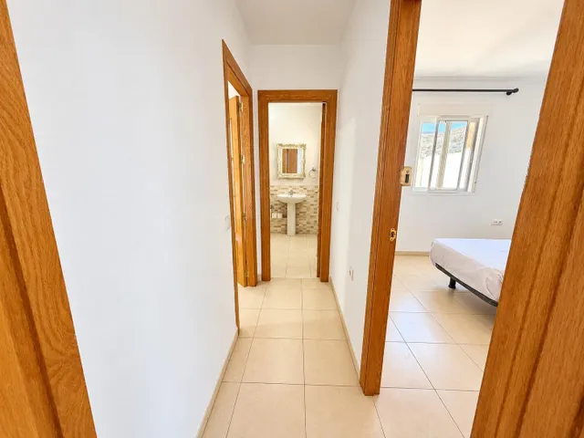 Ático en venta zona pescadería – Almería –  terraza con vistas a la alcazaba — 28