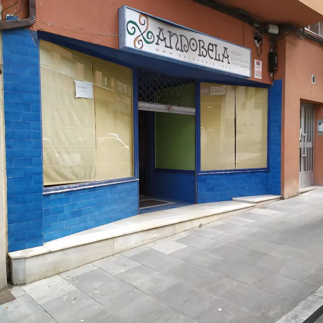 SE ALQUILA LOCAL COMERCIAL EN BELVIS — 2