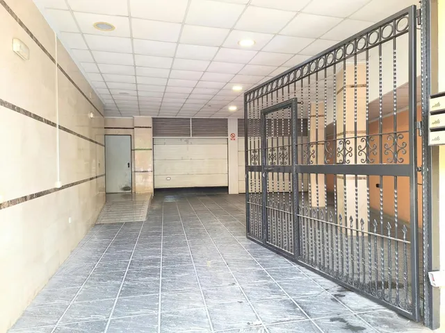 Amplio Garaje en el Corazón de Carcaixent!!