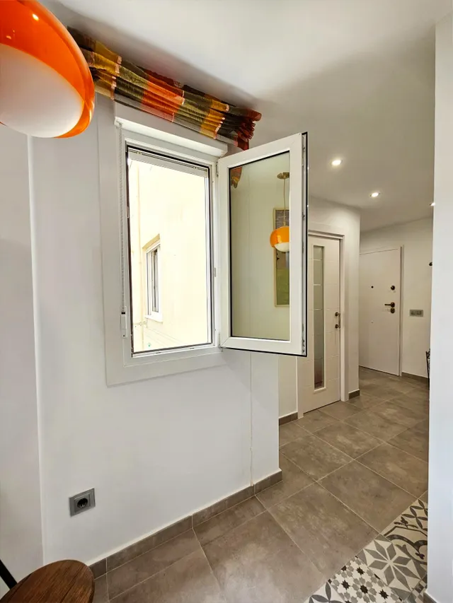 EN ALQUILER FABULOSO PISO-ATICO DE 3 DORMITORIOS + 2 BAÑOS,EN ALMERIA CAPITAL, ZONA AVDA.MEDITERRANEO Y CARREFOUR — 33