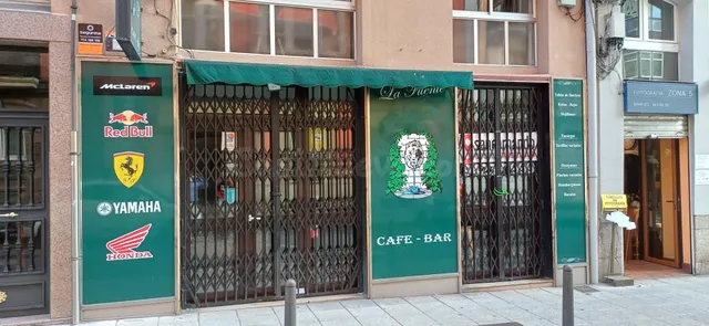 Local en Calle Cisneros de Santander
