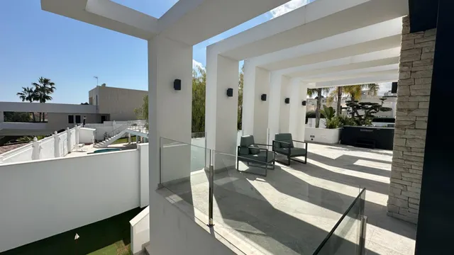 Villa 4 habitaciones 527m² en venta - Villamartin — 25