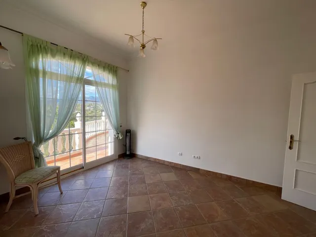 Exclusiva villa en Mijas Golf con vistas a la montaña y piscina privada — 44