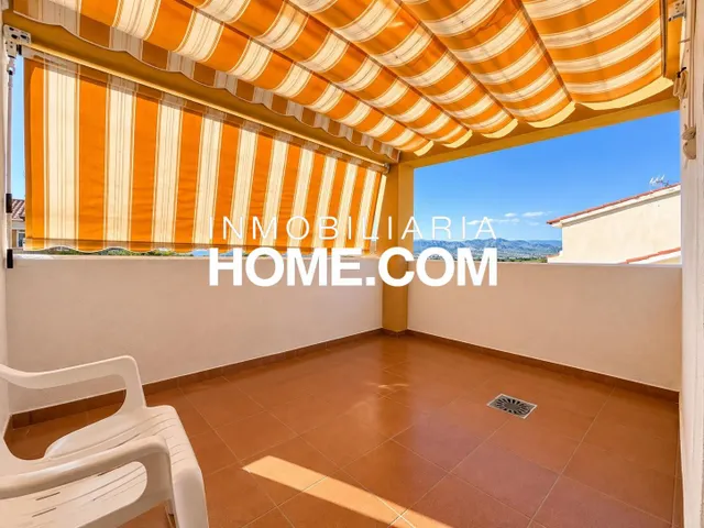 Pareado en Cortijo del Sol con parcela de 278 m2, garaje y sotano  - Manantiales — 6