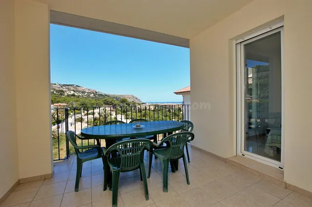 Espacioso apartamento de 3 dormitorios con vistas al mar en  - foto 2