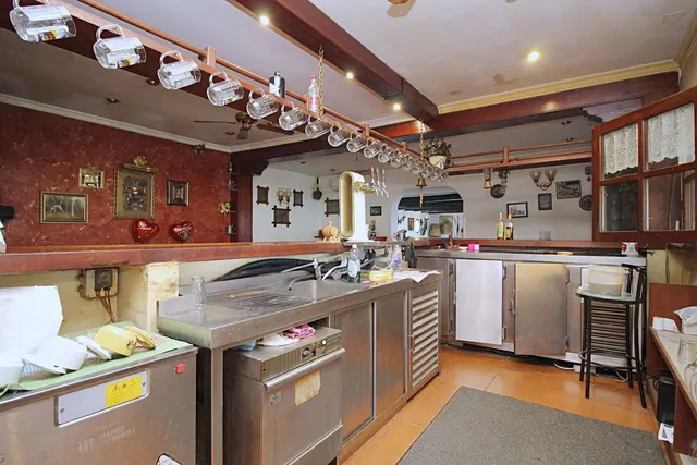 Bar 320m² en venta - Marbella — 17