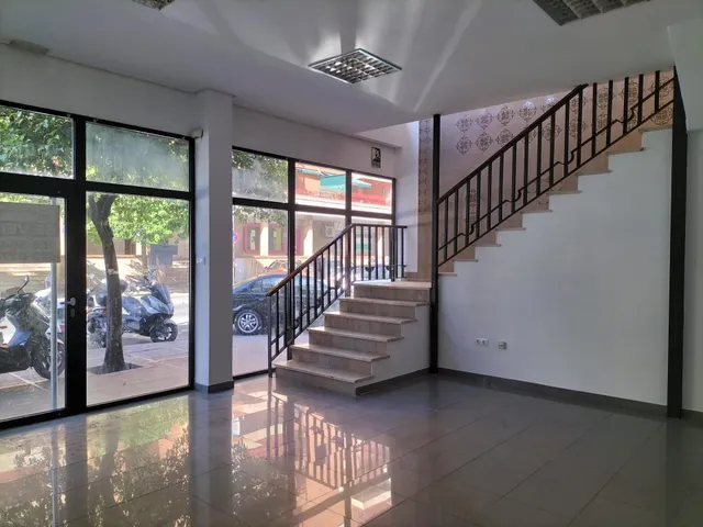 Local comercial en venta de procedencia bancaria — 6