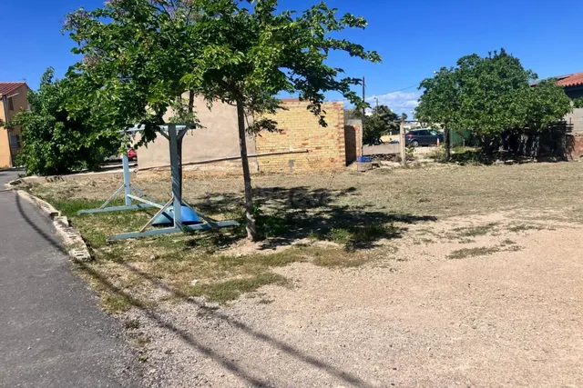 Solar de 758m2 edificable en venta en Deltebre – Zona La Cav - foto 3