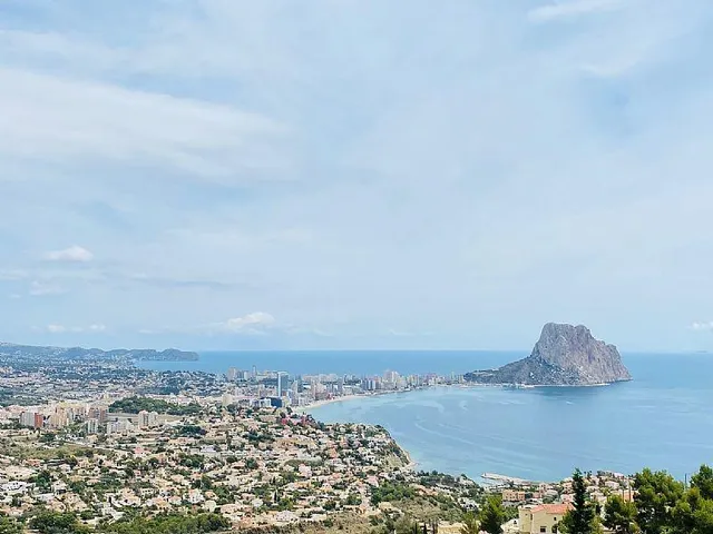 VILLA EXCLUSIVA CON VISTAS ESPECTACULARES EN CALPE — 36