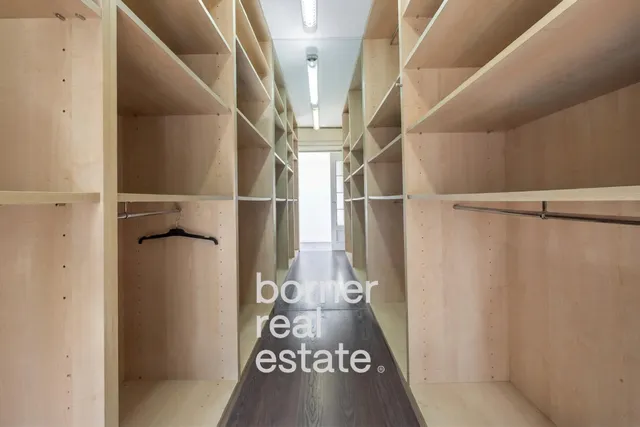Chalet adosado en venta en Calle de Sant Josep — 30