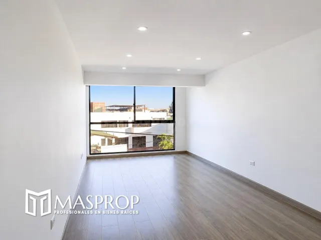 DEPARTAMENTO EN ALQUILER – EDIFICIO ESTAMPA - foto 2