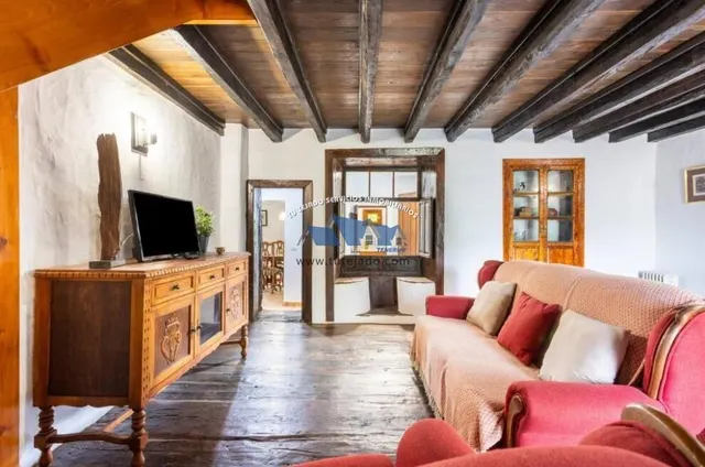 Casa típica canaria en venta — 28