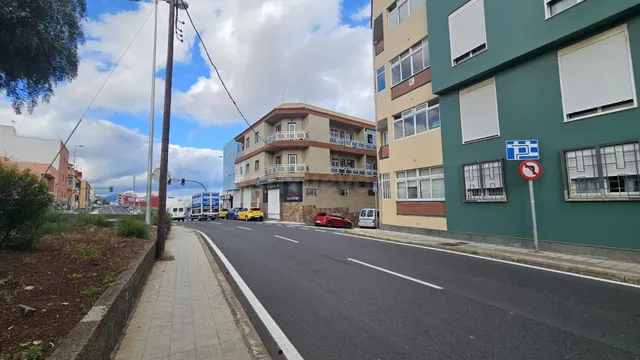 VENTA LOCAL EN SANTA CRUZ DE TENERIFE. - foto 4