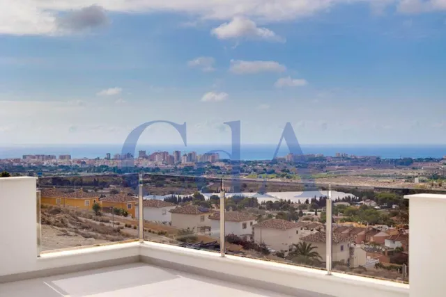 SE VENDE VILLA /CAMPO DE GOLF /A ESTRENAR /BONALBA — 3