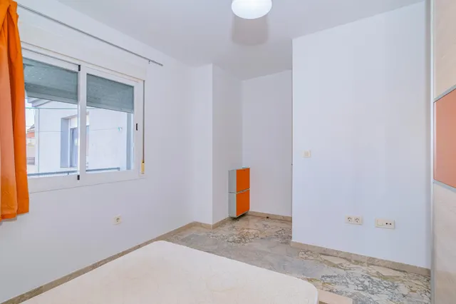 PISO DE 2 DORMITORIOS y 2 BAÑO, CON GARAJE Y TRASTERO — 8
