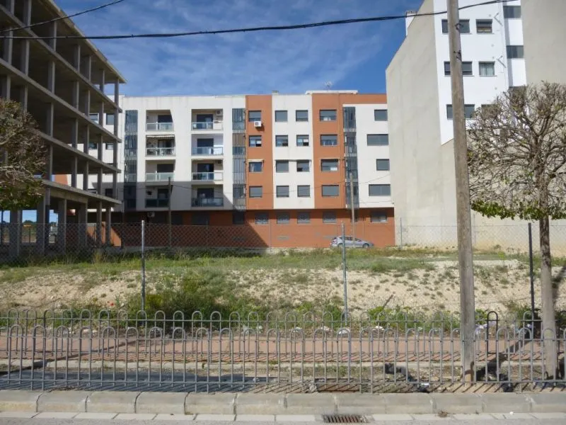 SOLAR PARA LA EDIFICACION