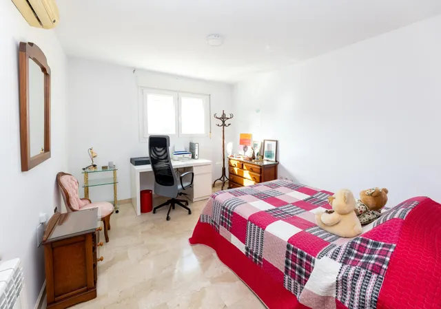 Adosado en venta en Barrio de los Periodistas - Granada — 24