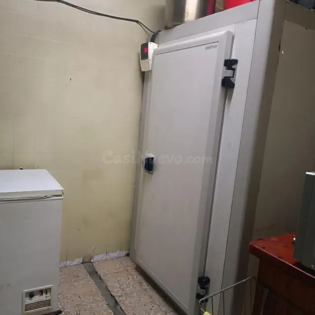 SE TRASPASA LOCAL CENTRICO EN EL PUENTE ENFRENTE estación AV - foto 5