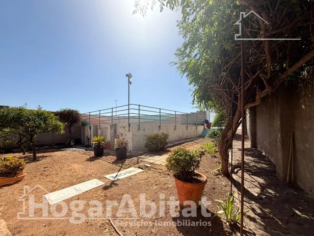 !GRAN VIVIENDA! ESPACIOSA CON TRASTERO, TERRAZA SOLARIUM, BARBACOA, JARDIN Y PISCINA — 39