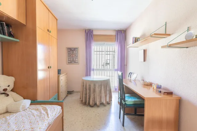 Piso de 3 habitaciones sin ascensor en venta en Peligros — 26