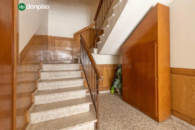 Edificio con gran potencial de inversión en La Zubia — 5