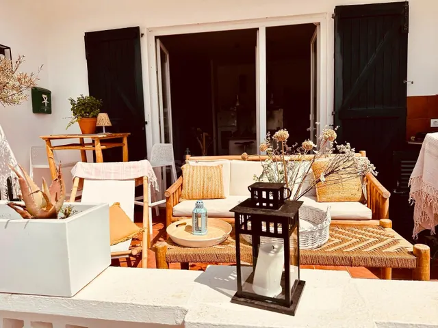 Acogedor Apartamento en Planta Baja a Pasos del Mar en Cala'