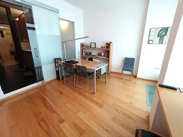 Local - Estudio en Calle Amaniel