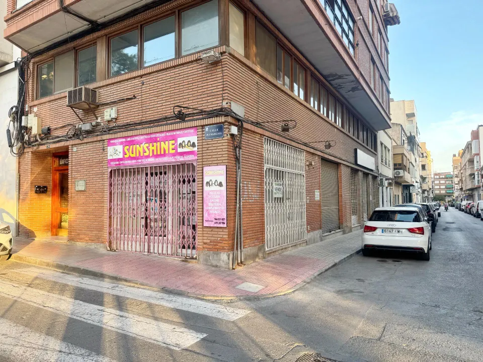 LOCAL COMERCIAL EN ELDA, ZONA PLAZA CASTELAR