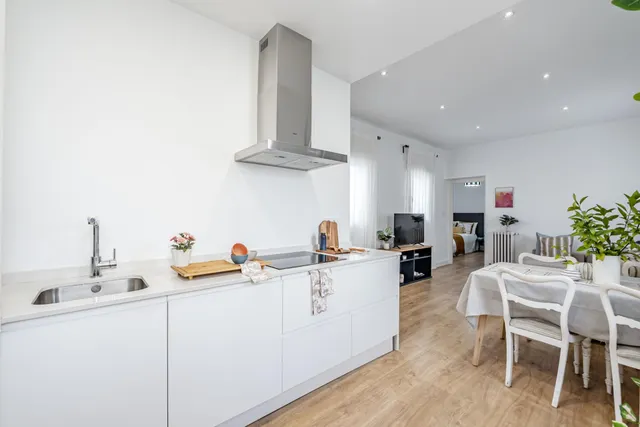 VIVIENDA REFORMADA Y MUY LUMINOSA EN RETIRO — 10