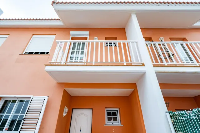 CHALET ADOSADO EN VENTA CON INQUILINO – SAN ISIDRO – Calle T