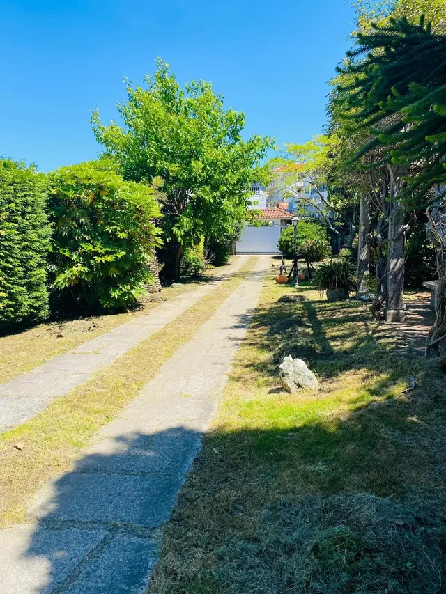 Chalet en Redondela con jardín y piscina — 11