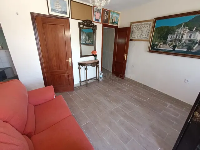 Casa 3 habitaciones 151m² en venta - Casco antiguo - foto 3