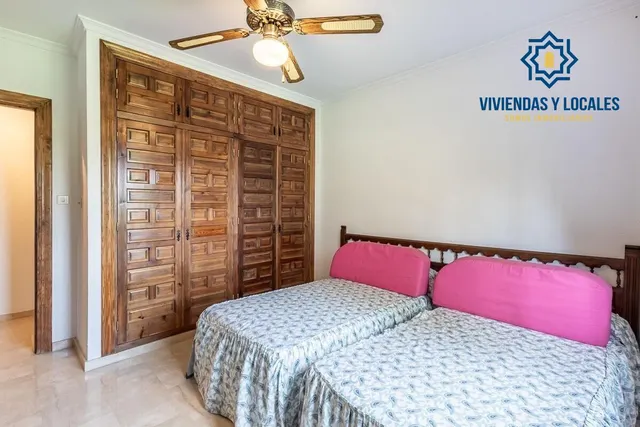 Espectacular Chalet en Ogijares - Ideal para Familias — 36