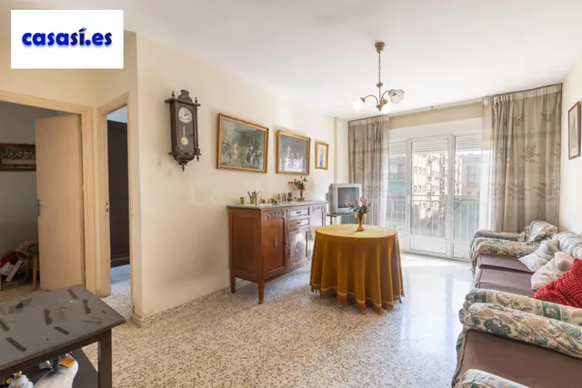 Piso con terraza y gran potencial junto a Camino de Ronda — 5