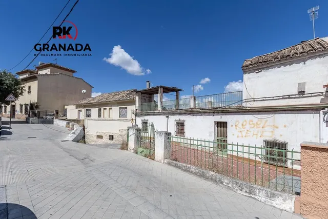CASA 640 M2 EN CARRETERA DE MURCIA, ALBAYCIN.