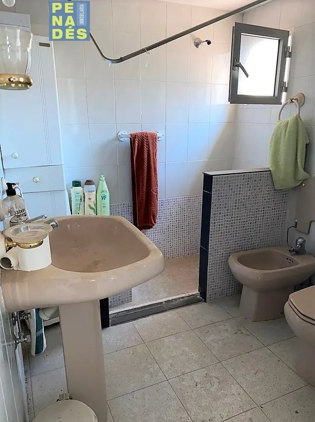 GRAN CASA PARA REFORMAR EN EL CENTRO DE AGULLENT — 6