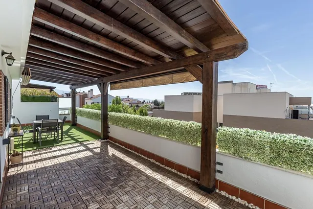 PISO CON TERRAZA EN ALBOLOTE — 9