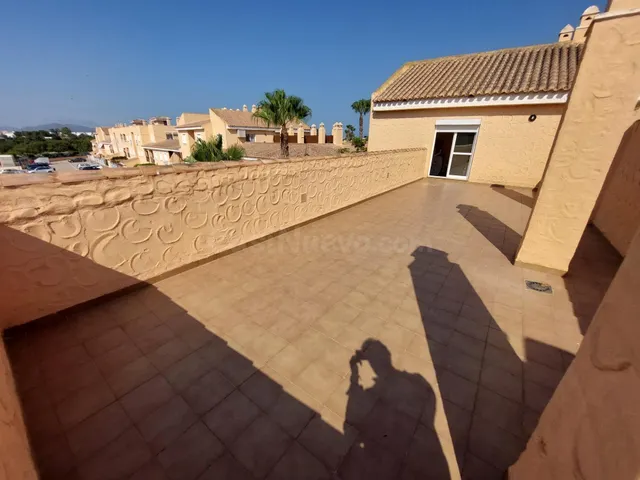 Ático con espectacular terraza de 50 m2 en Las Buganvillas - foto 5