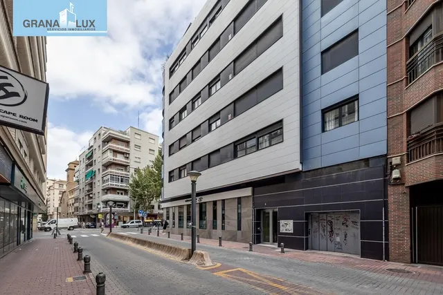 Fantástico piso en constitución — 28