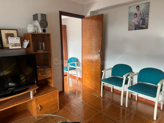 OPORTUNIDAD EN BUENA ZONA DE ALFAFAR,3 habitaciones Y MUCHAS - foto 2