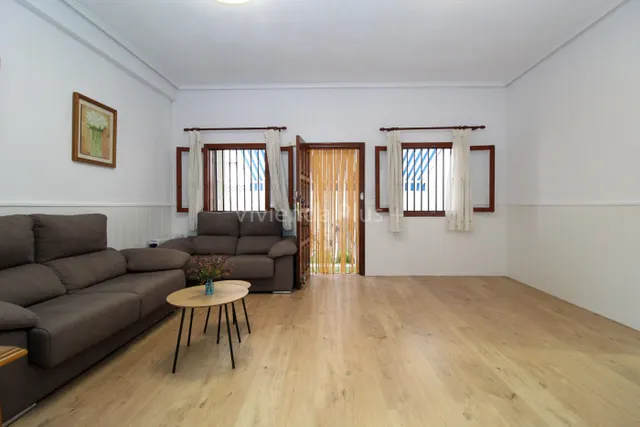 ALQUILER TEMPORAL!!!!! DE SEPTIEMBRE HASTA JUNIO,  FANTASTICO APARTAMENTO DE 3HABITACIONES — 3