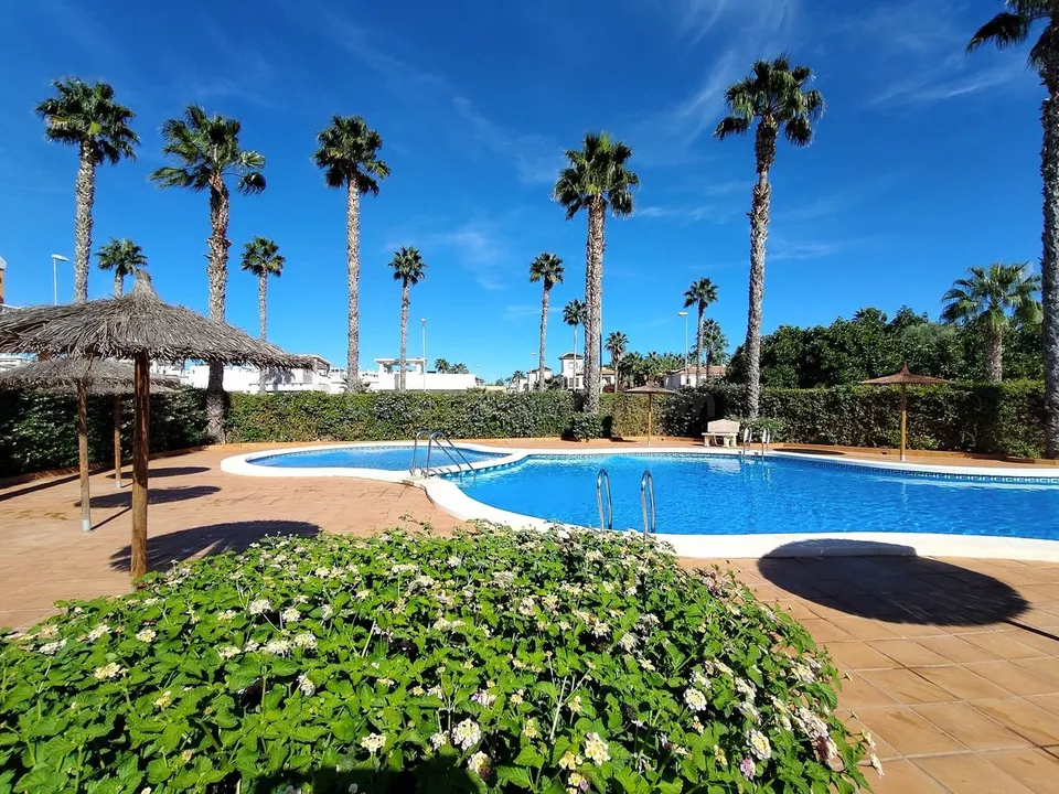 Casa 4 habitaciones 104m² en venta - Lo Marabú