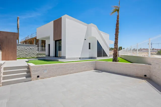 VILLA INDEPENDIENTE EN VENTA EN ALGORFA — 25